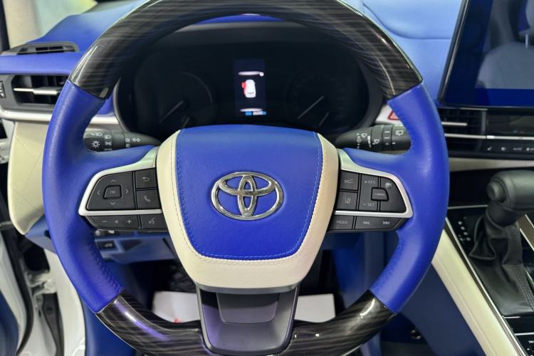 Used Toyota SIENNA 2021 2.5L Hybrid Comfort Edition Interior 2