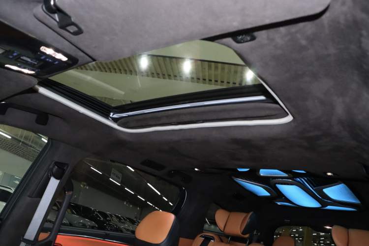 Used Toyota SIENNA 2021 2.5L Hybrid Comfort Edition Interior 3