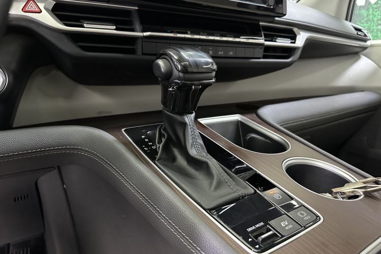 Used Toyota SIENNA 2021 2.5L Hybrid Comfort Edition Interior 5