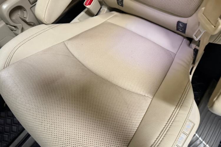Used Toyota SIENNA 2021 2.5L Hybrid Ultimate Edition Interior 5
