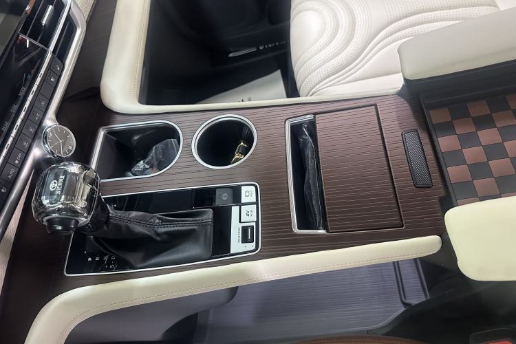 Used Toyota SIENNA 2021 2.5L Hybrid Comfort Edition Interior 8