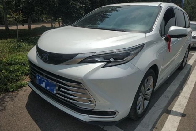 Used Toyota SIENNA 2021 2.5L Hybrid Platinum Edition