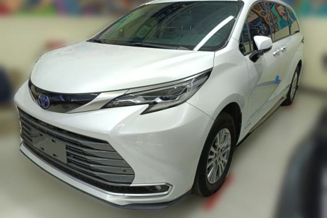 Used Toyota SIENNA 2021 2.5L Hybrid Luxury Edition