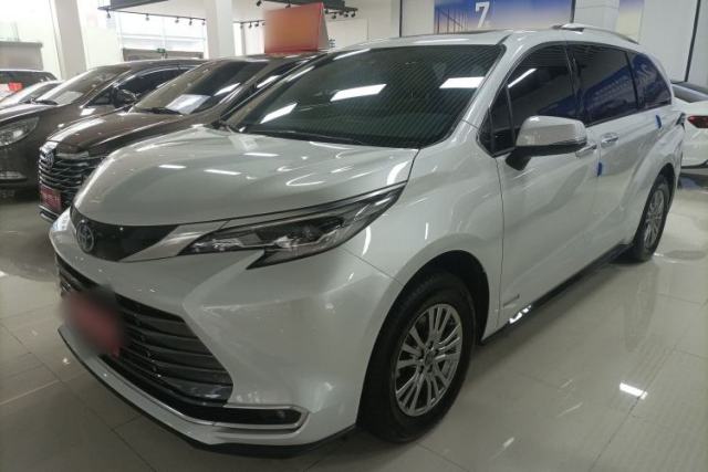 Used Toyota SIENNA 2021 2.5L Hybrid Premium Edition
