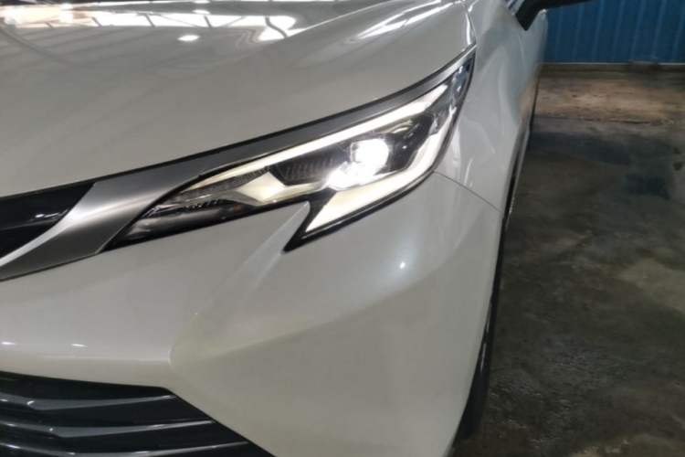 Used Toyota SIENNA 2021 2.5L Hybrid Premium Edition Left Front Headlight