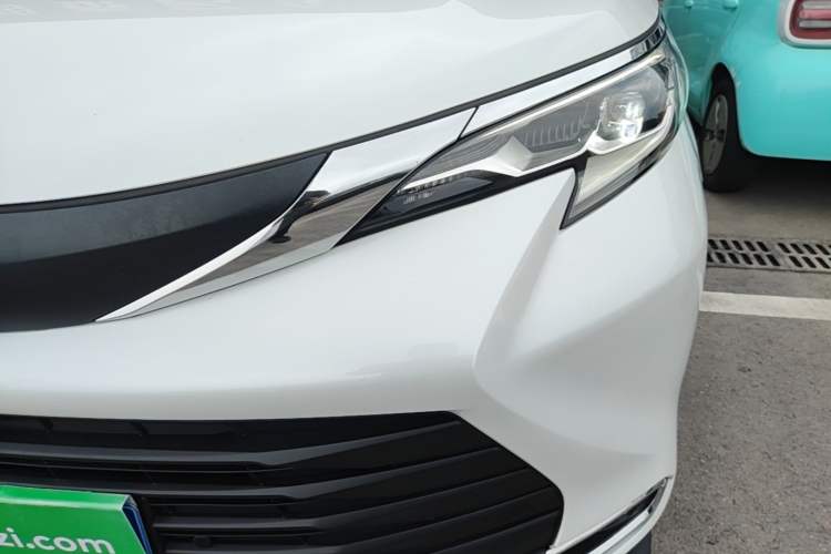 Used Toyota SIENNA 2021 2.5L Hybrid Comfort Edition Left Front Headlight