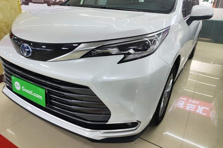 Used Toyota SIENNA 2021 2.5L Hybrid Ultimate Edition Left Front Headlight