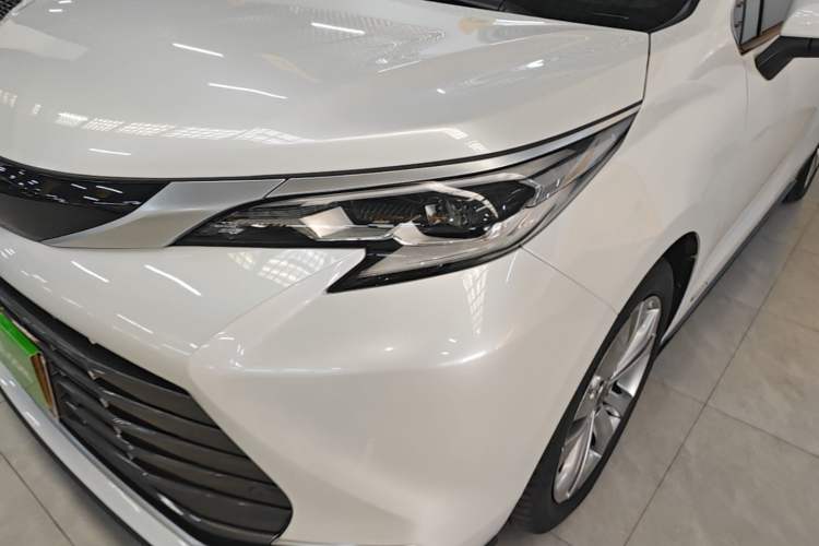 Used Toyota SIENNA 2021 2.5L Hybrid Premium Edition Left Front Headlight