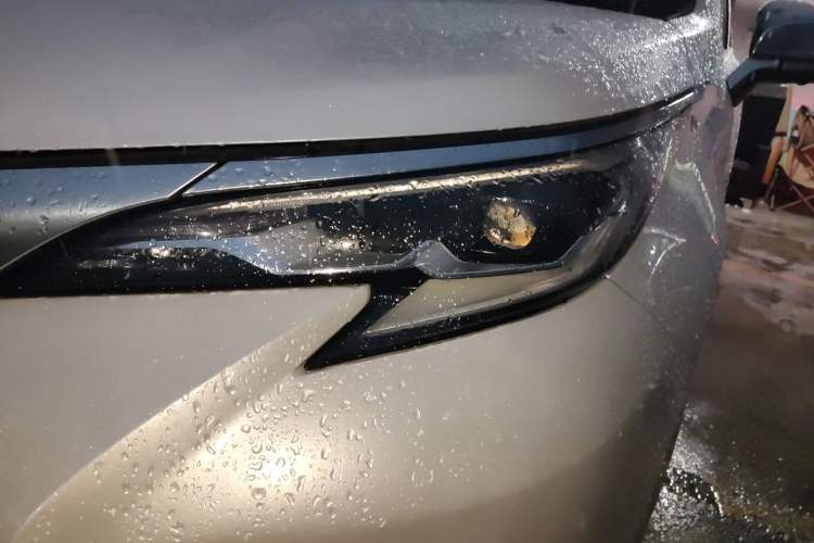 Used Toyota SIENNA 2021 2.5L Hybrid Luxury Edition Left Front Headlight