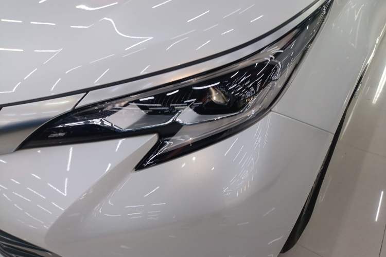 Used Toyota SIENNA 2021 2.5L Hybrid Premium Edition Left Front Headlight