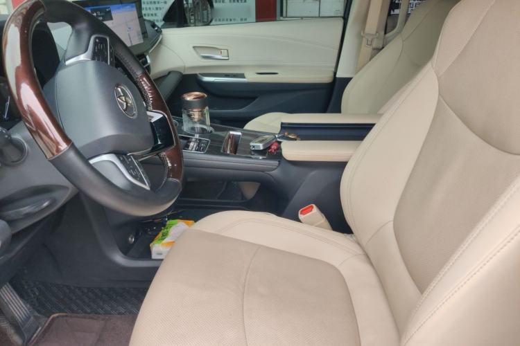 Used Toyota SIENNA 2021 2.5L Hybrid Premium Edition Left Front Seat
