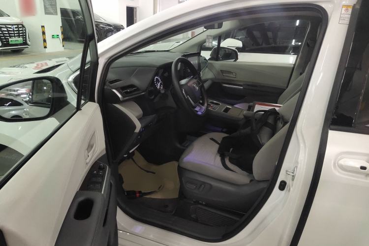 Used Toyota SIENNA 2021 2.5L Hybrid Comfort Edition Left Front Seat
