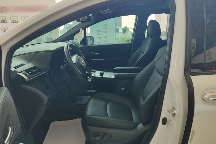 Used Toyota SIENNA 2021 2.5L Hybrid Premium Edition Left Front Seat
