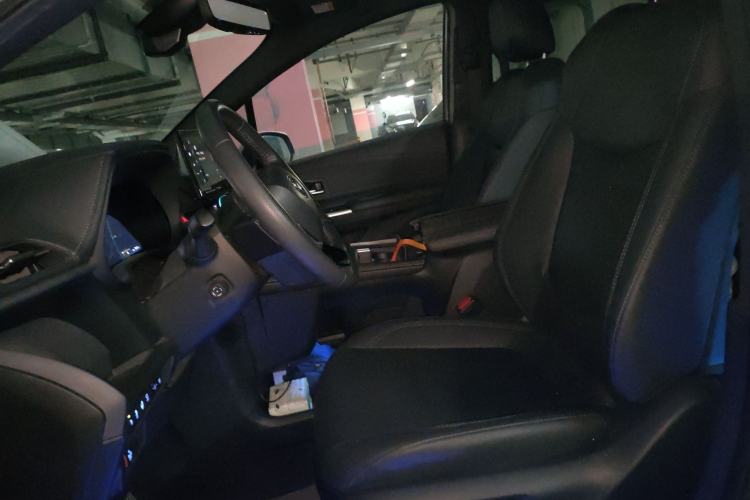 Used Toyota SIENNA 2021 2.5L Hybrid Platinum Edition Left Front Seat
