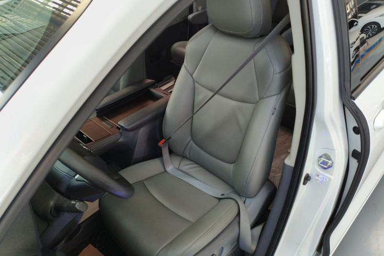 Used Toyota SIENNA 2021 2.5L Hybrid Comfort Edition Left Front Seat