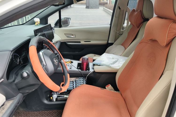Used Toyota SIENNA 2021 2.5L Hybrid Premium Edition Left Front Seat