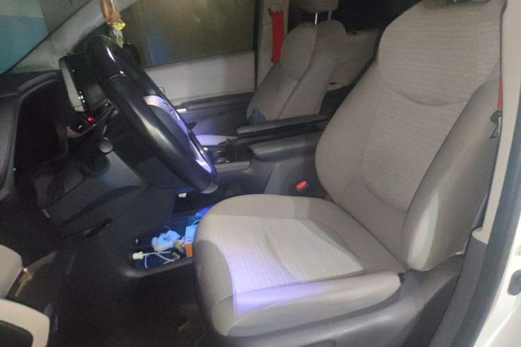 Used Toyota SIENNA 2021 2.5L Hybrid Comfort Edition Left Front Seat