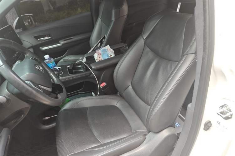 Used Toyota SIENNA 2021 2.5L Hybrid Premium Edition Left Front Seat