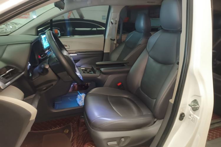 Used Toyota SIENNA 2021 2.5L Hybrid Comfort Edition Left Front Seat