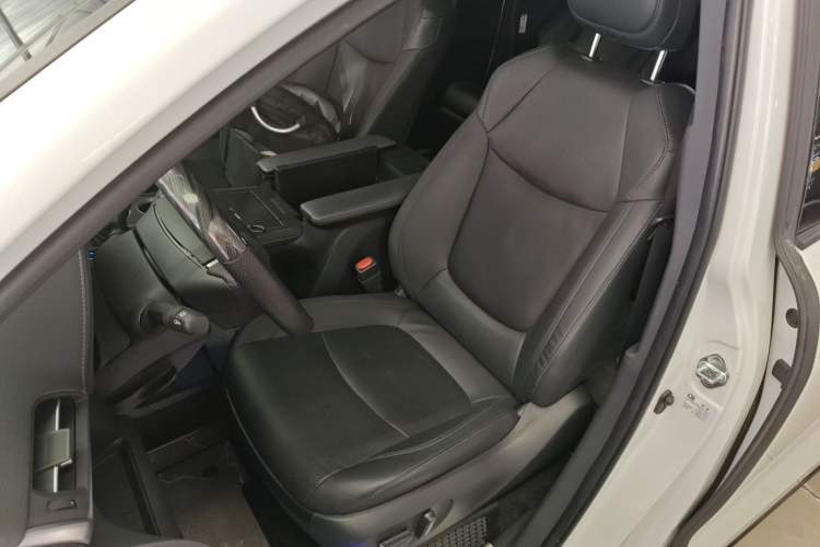 Used Toyota SIENNA 2021 2.5L Hybrid Premium Edition Left Front Seat