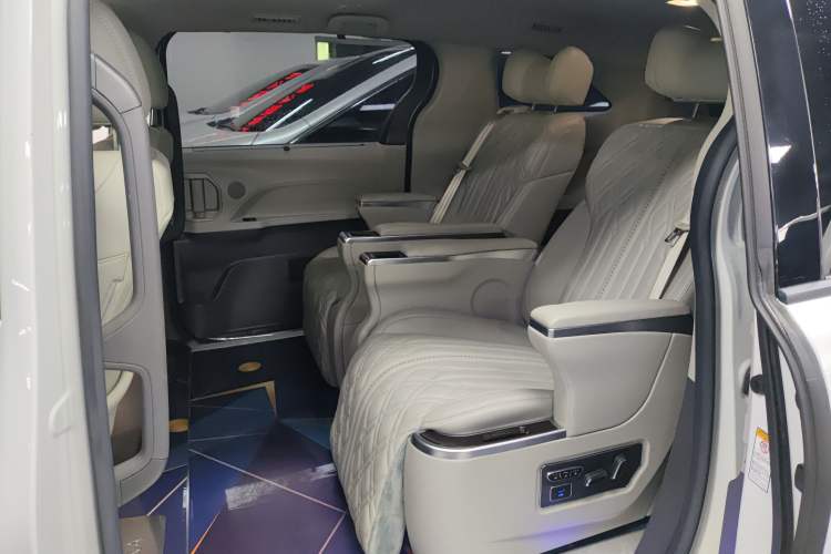 Used Toyota SIENNA 2021 2.5L Hybrid Comfort Edition Left Rear Seat