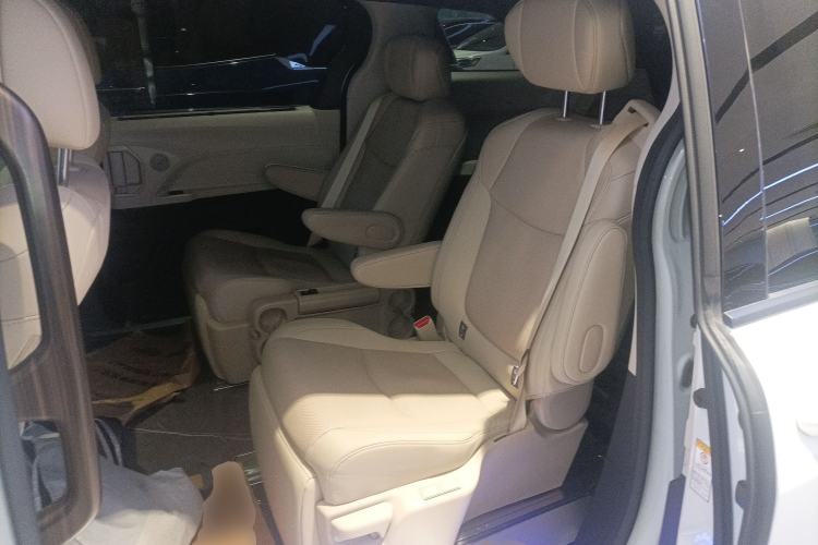 Used Toyota SIENNA 2021 2.5L Hybrid Premium Edition Left Rear Seat