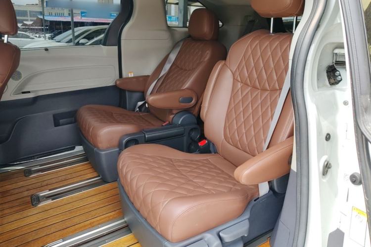 Used Toyota SIENNA 2021 2.5L Hybrid Comfort Edition Left Rear Seat