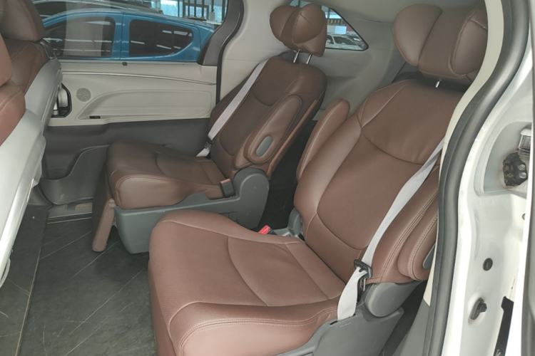 Used Toyota SIENNA 2021 2.5L Hybrid Premium Edition Left Rear Seat