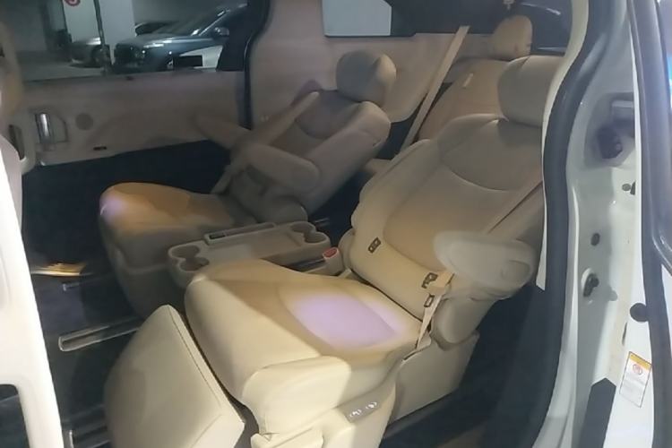 Used Toyota SIENNA 2021 2.5L Hybrid Ultimate Edition Left Rear Seat