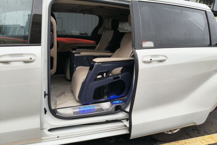 Used Toyota SIENNA 2021 2.5L Hybrid Comfort Edition Left Rear Seat