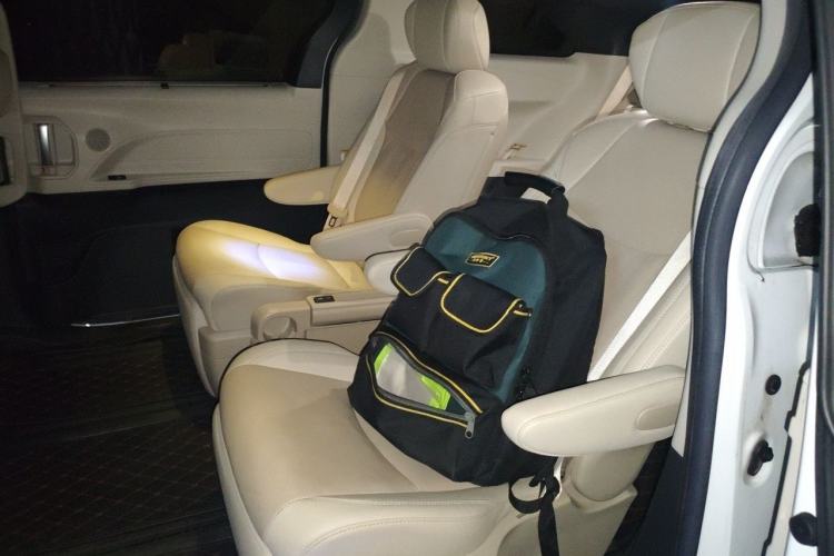 Used Toyota SIENNA 2021 2.5L Hybrid Ultimate Edition Left Rear Seat