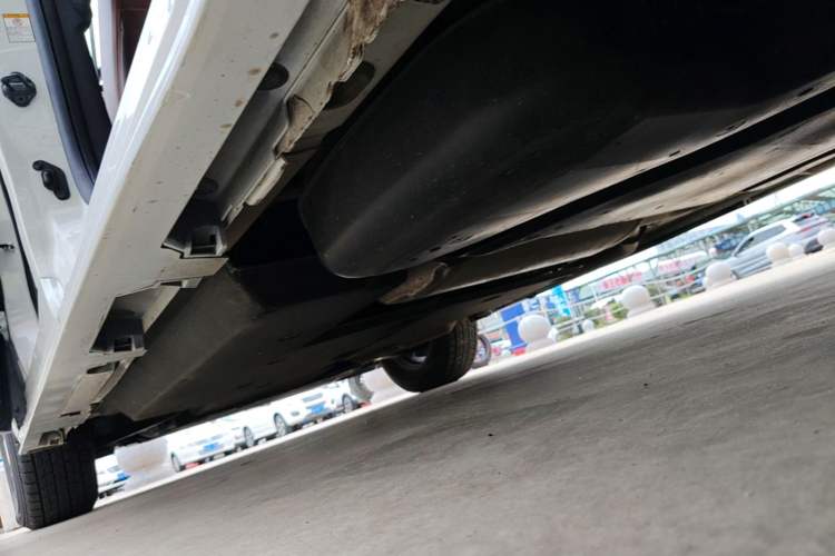 Used Toyota SIENNA 2021 2.5L Hybrid Comfort Edition Left Side Sill