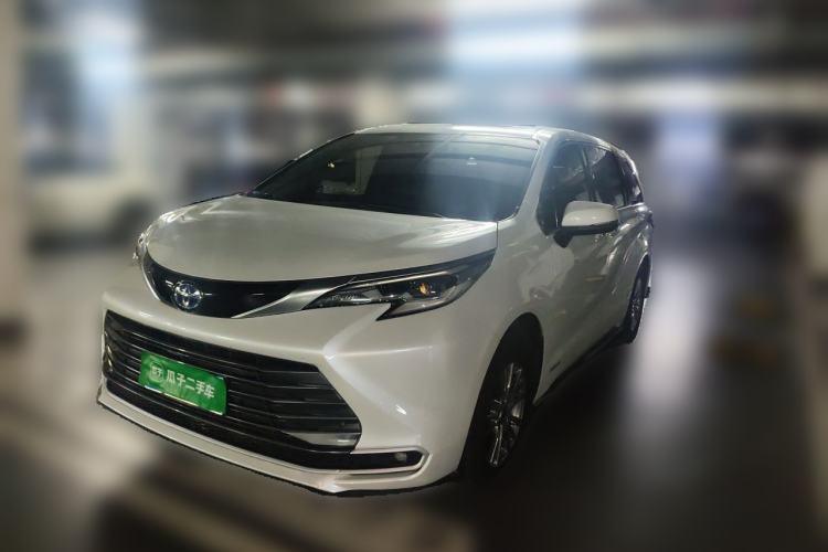 Used Toyota SIENNA 2021 2.5L Hybrid Premium Edition Guazi used car, China used car export, Used car for sale, Used Toyota cars, Cheapest cars for sale