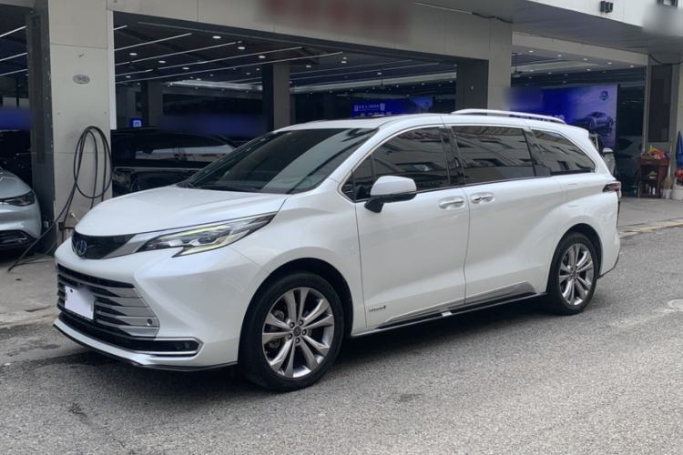 Used Toyota SIENNA 2021 2.5L Hybrid Platinum Edition Guazi used car, China used car export, Used car for sale, Used  cars, Cheapest cars for sale