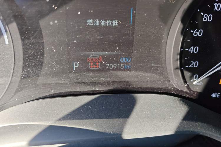 Used Toyota SIENNA 2021 2.5L Hybrid Comfort Edition Odometer Close Up