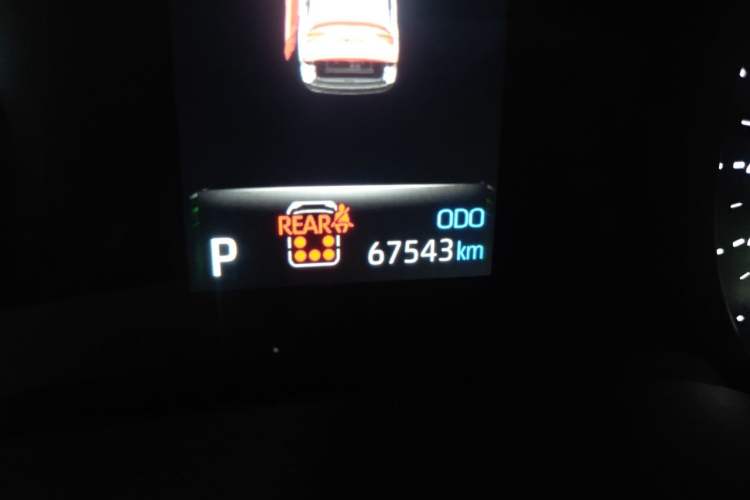 Used Toyota SIENNA 2021 2.5L Hybrid Comfort Edition Odometer Close Up