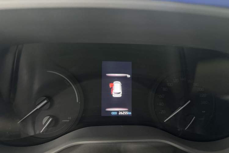 Used Toyota SIENNA 2021 2.5L Hybrid Comfort Edition Odometer Close Up