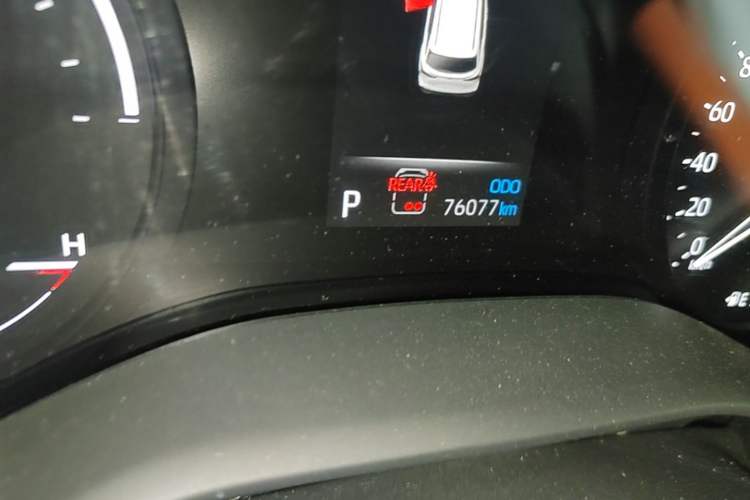 Used Toyota SIENNA 2021 2.5L Hybrid Comfort Edition Odometer Close Up