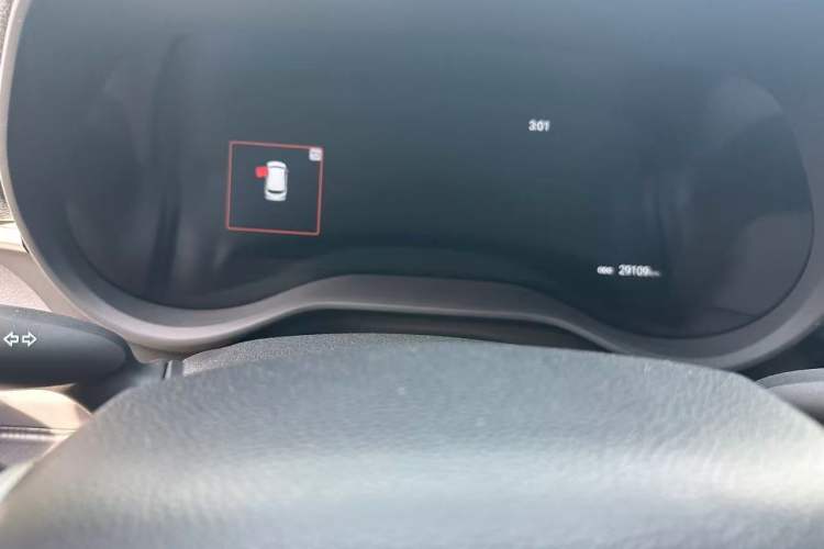 Used Toyota SIENNA 2021 2.5L Hybrid Ultimate Edition Odometer Close Up