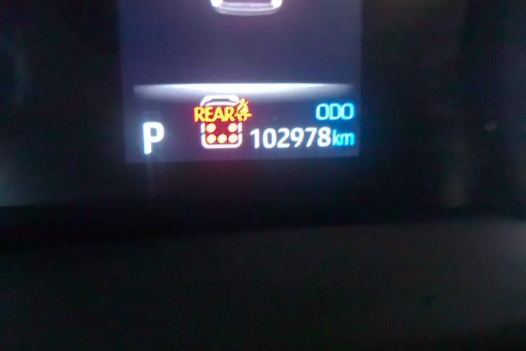 Used Toyota SIENNA 2021 2.5L Hybrid Premium Edition Odometer Close Up