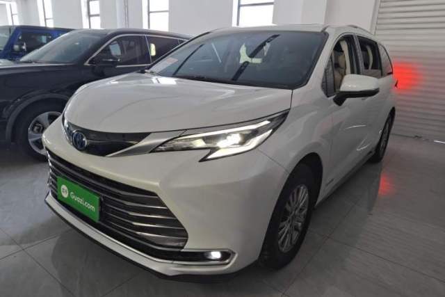 Used Toyota SIENNA 2021 2.5L Hybrid Premium Edition