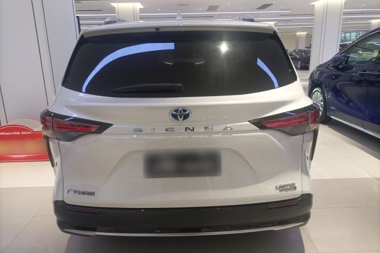 Used Toyota SIENNA 2021 2.5L Hybrid Premium Edition Rear