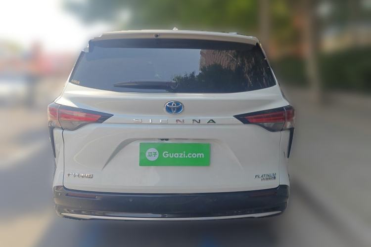 Used Toyota SIENNA 2021 2.5L Hybrid Platinum Edition Rear