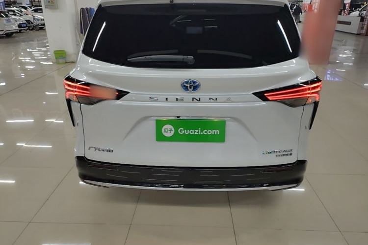 Used Toyota SIENNA 2021 2.5L Hybrid Ultimate Edition Rear
