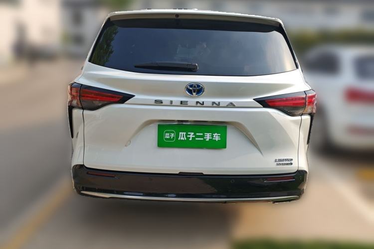 Used Toyota SIENNA 2021 2.5L Hybrid Premium Edition Rear