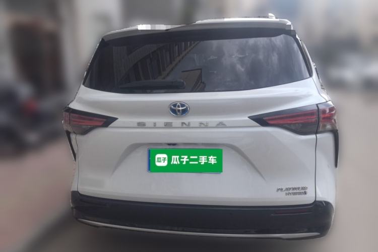 Used Toyota SIENNA 2021 2.5L Hybrid Platinum Edition Rear