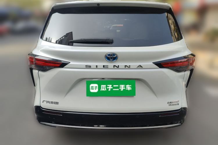Used Toyota SIENNA 2021 2.5L Hybrid Premium Edition Rear