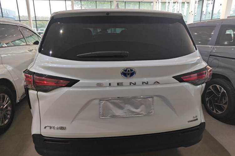 Used Toyota SIENNA 2021 2.5L Hybrid Comfort Edition Rear