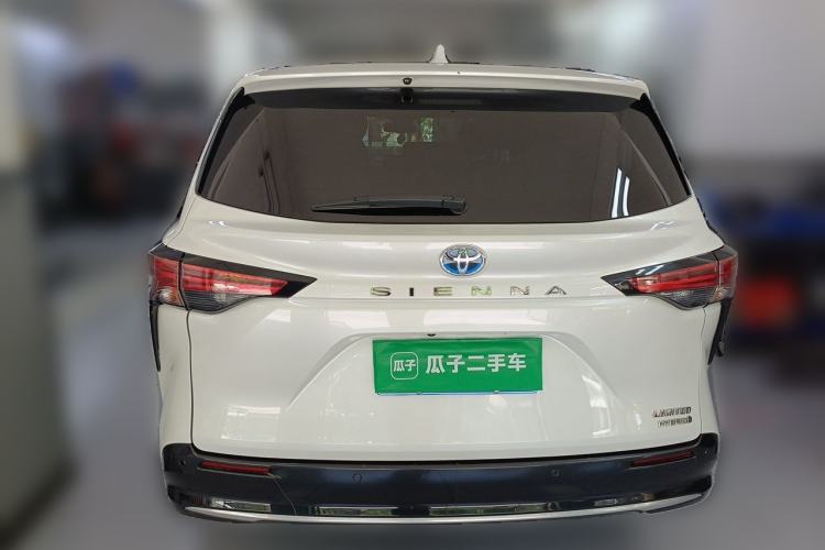 Used Toyota SIENNA 2021 2.5L Hybrid Premium Edition Rear