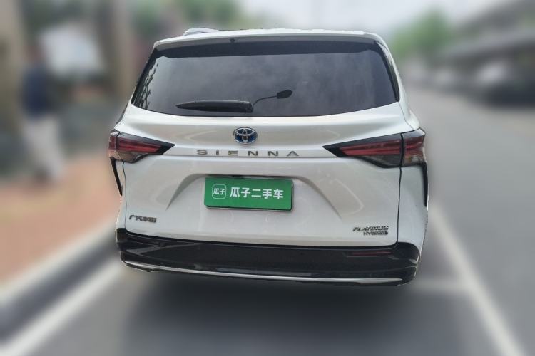 Used Toyota SIENNA 2021 2.5L Hybrid Platinum Edition Rear